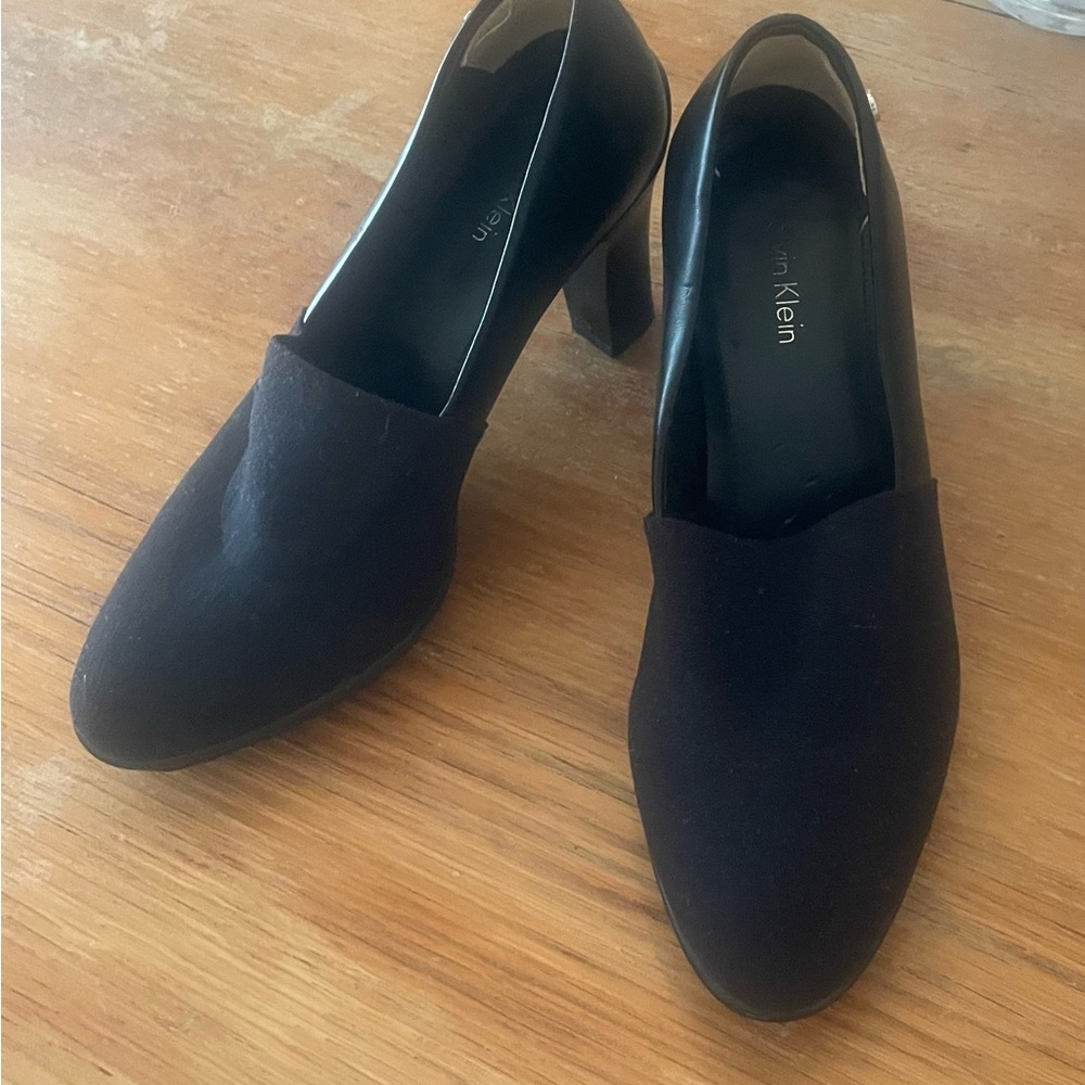 Calvin Klein Women's Classic Blue Heels